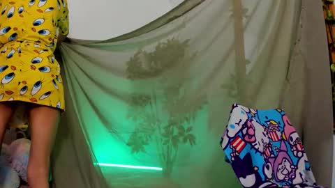   online show from November 20, 2025, 12:44 am