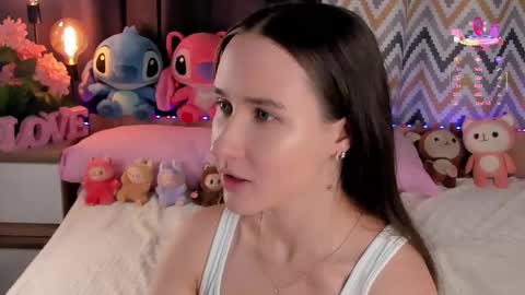 Snapshot of bonniedry chatting on September 23, 2025, 1:08 am Emma online show from September 23, 2025, 1:08 am