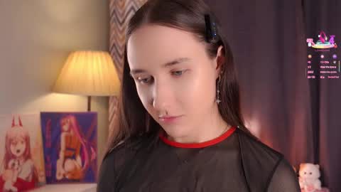 Snapshot of bonniedry chatting on October 28, 2025, 1:20 am Emma online show from October 28, 2025, 1:20 am