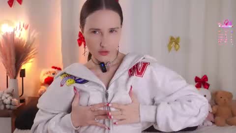 Snapshot of bonniedry chatting on February 17, 2026, 1:13 am Emma online show from February 17, 2026, 1:13 am