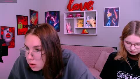 Bonnie online show from April 5, 2026, 1:19 pm