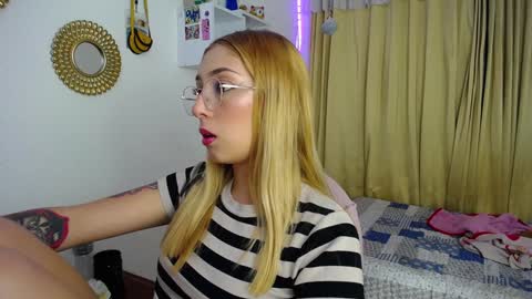Soffy Brooks Independent model online show from January 21, 2025, 10:30 am