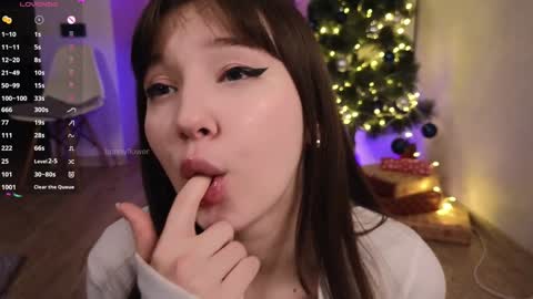 Eva online show from December 24, 2024, 6:17 pm