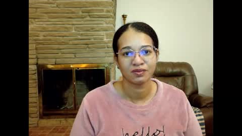 Snapshot of bonvivantb chatting on November 10, 2025, 1:54 pm Queen Bon Vivantt online show from November 10, 2025, 1:54 pm