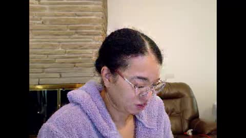 Snapshot of bonvivantb chatting on January 7, 2026, 4:09 pm Queen Bon Vivantt online show from January 7, 2026, 4:09 pm