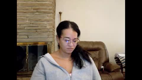 Snapshot of bonvivantb chatting on January 13, 2026, 4:23 pm Queen Bon Vivantt online show from January 13, 2026, 4:23 pm