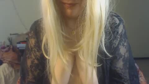 Snapshot of boobliciousnat chatting on August 6, 2026, 10:50 am Nat online show from August 6, 2026, 10:50 am