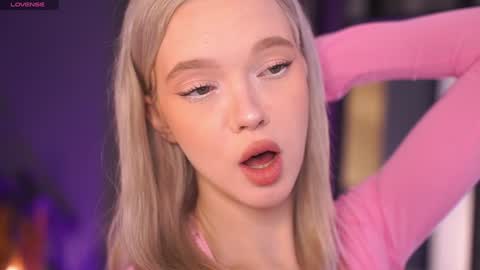 Snapshot of boobybliss chatting on February 6, 2026, 7:45 am Alina online show from February 6, 2026, 7:45 am