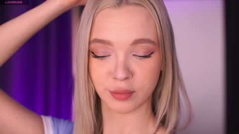 Snapshot of boobybliss chatting on February 10, 2026, 8:18 am Alina online show from February 10, 2026, 8:18 am