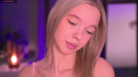 Snapshot of boobybliss chatting on February 13, 2026, 8:21 am Alina online show from February 13, 2026, 8:21 am