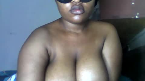 Snapshot of boobylicious012 chatting on July 20, 2026, 2:04 am boobylicious012 online show from July 20, 2026, 2:04 am
