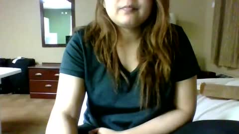 Snapshot of bookishdivya chatting on February 25, 2026, 9:19 am Divya online show from February 25, 2026, 9:19 am