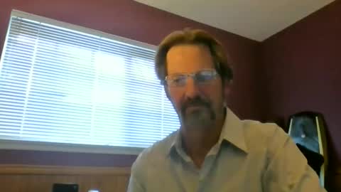 Snapshot of boos9393 chatting on February 11, 2026, 4:56 pm Friend online show from February 11, 2026, 4:56 pm