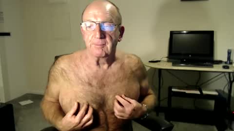 Snapshot of boppy21 chatting on December 14, 2024, 6:09 pm Boppy21 online show from December 14, 2024, 6:09 pm