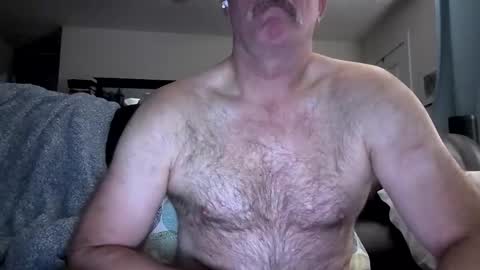 Snapshot of bose36 chatting on December 25, 2024, 3:29 am bose36 online show from December 25, 2024, 3:29 am