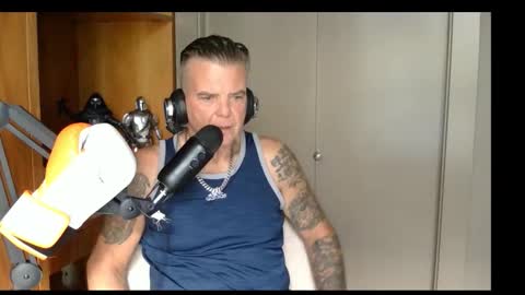 BOSS online show from October 16, 2025, 6:42 pm