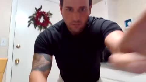 Snapshot of bosslife505050 chatting on December 28, 2024, 10:25 am The Italian Boss online show from December 28, 2024, 10:25 am