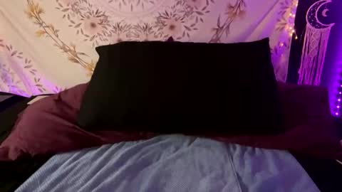 Snapshot of bossmomma chatting on February 19, 2025, 1:51 am BossMom online show from February 19, 2025, 1:51 am