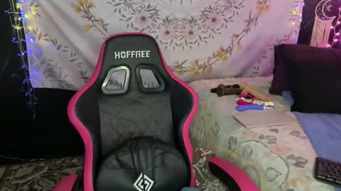 Snapshot of bossmomma chatting on January 6, 2026, 9:07 pm BossMom online show from January 6, 2026, 9:07 pm