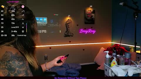 bossyroxy84 online show from February 26, 2026, 12:09 am