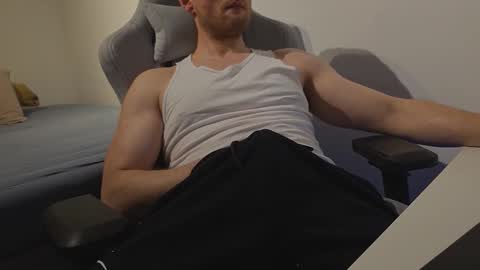 Snapshot of bottomtsinner chatting on March 8, 2026, 9:40 pm bottomtsinner online show from March 8, 2026, 9:40 pm