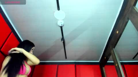 bouncing_bunnyxxx69 online show from March 10, 2026, 5:01 am