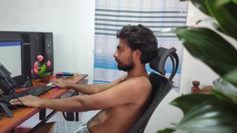 Snapshot of bownych chatting on September 21, 2025, 10:50 am bownych online show from September 21, 2025, 10:50 am