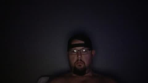 bowtieguy84 online show from November 8, 2025, 11:21 am