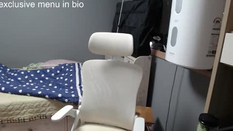 Snapshot of boxman556990 chatting on October 28, 2025, 2:04 am boxman556990 online show from October 28, 2025, 2:04 am