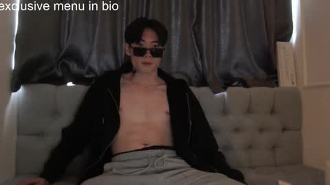 Snapshot of boxman556990 chatting on November 20, 2025, 2:23 am boxman556990 online show from November 20, 2025, 2:23 am