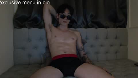 Snapshot of boxman556990 chatting on November 26, 2025, 11:22 am boxman556990 online show from November 26, 2025, 11:22 am