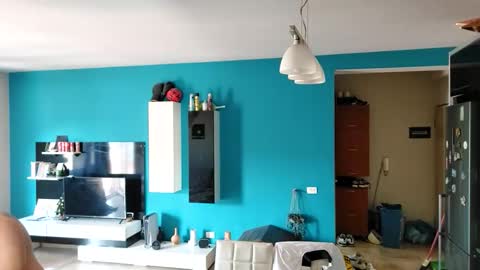 Snapshot of boy_aroundtheworld chatting on October 14, 2025, 11:44 am Dan online show from October 14, 2025, 11:44 am