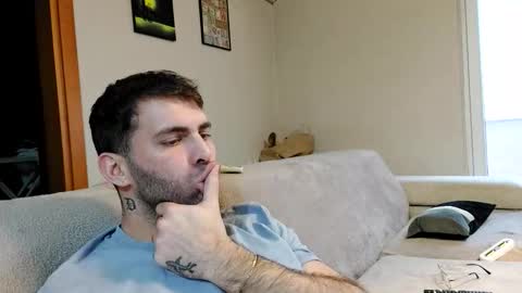 Snapshot of boy_aroundtheworld chatting on November 23, 2025, 3:01 pm Dan online show from November 23, 2025, 3:01 pm