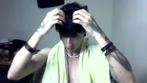 Boy Astro online show from December 31, 2024, 11:06 pm