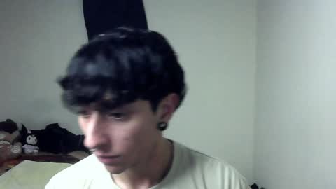 Boy Astro online show from January 2, 2025, 11:27 pm