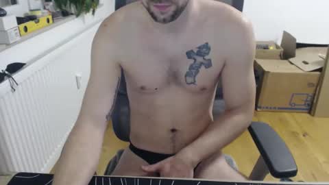 Snapshot of boy_t0y89 chatting on February 9, 2026, 6:17 am boy_t0y89 online show from February 9, 2026, 6:17 am