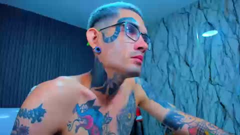 Snapshot of boy_tatto77 chatting on January 8, 2026, 6:10 pm boy_tatto77 online show from January 8, 2026, 6:10 pm