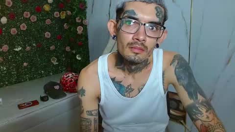 Snapshot of boy_tatto77 chatting on February 4, 2026, 5:30 pm boy_tatto77 online show from February 4, 2026, 5:30 pm