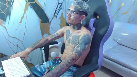 Snapshot of boy_tatto77 chatting on February 12, 2026, 7:09 pm boy_tatto77 online show from February 12, 2026, 7:09 pm