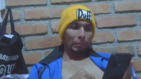 Snapshot of boycumlatino21 chatting on February 16, 2026, 12:51 am Boy online show from February 16, 2026, 12:51 am