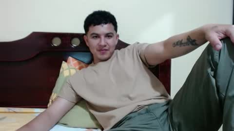 Snapshot of boyfit2023 chatting on April 18, 2026, 1:31 am boyfit2023 online show from April 18, 2026, 1:31 am