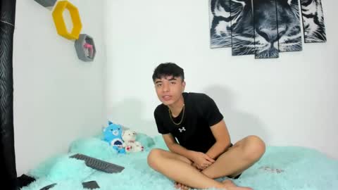 boys4hot_777 online show from March 5, 2025, 6:54 am