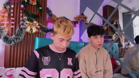 Snapshot of boys_2_play chatting on December 17, 2025, 1:39 pm Axel Chris online show from December 17, 2025, 1:39 pm