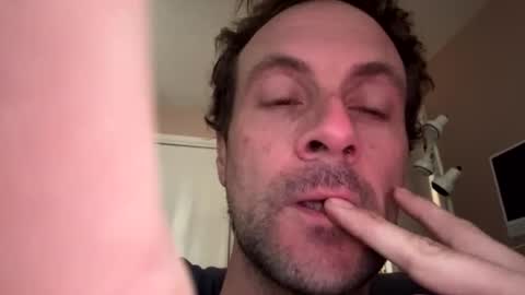 boysetsfire34 online show from February 4, 2025, 8:49 pm