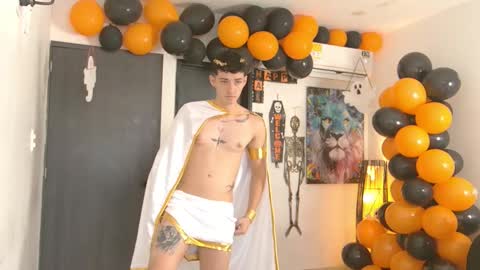 Snapshot of boysgang_sex chatting on October 30, 2025, 11:33 am Angelo Mark Fernando Taylor online show from October 30, 2025, 11:33 am