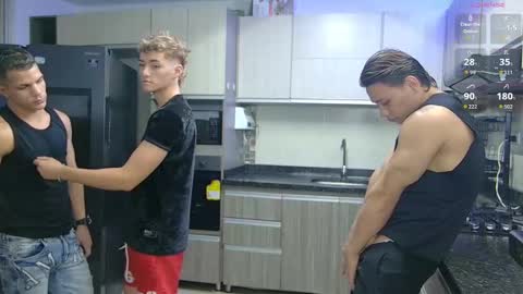 Snapshot of boysgang_sex chatting on November 7, 2025, 11:32 am Angelo Mark Fernando Taylor online show from November 7, 2025, 11:32 am