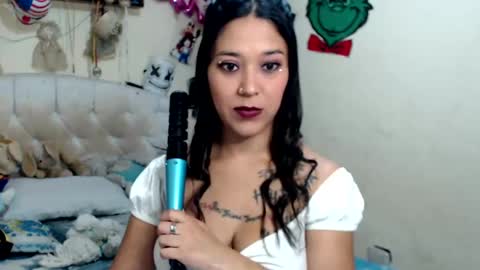 Snapshot of boyslatin493916 chatting on January 20, 2025, 8:18 pm nikky and jeik online show from January 20, 2025, 8:18 pm