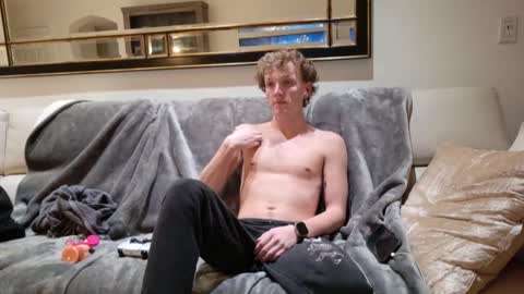 Boyyhb online show from November 18, 2025, 1:59 pm