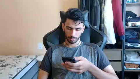 Snapshot of boyzinm2 chatting on February 16, 2026, 12:12 pm boyzinm2 online show from February 16, 2026, 12:12 pm