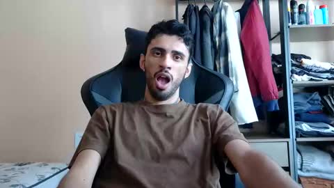 Snapshot of boyzinm2 chatting on March 12, 2026, 11:38 am boyzinm2 online show from March 12, 2026, 11:38 am